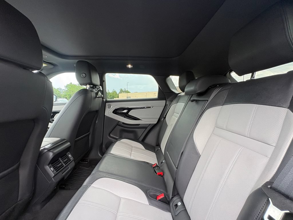 Used 2023 Land Rover Range Rover Evoque R-Dynamic SE AWD/4WD image 24