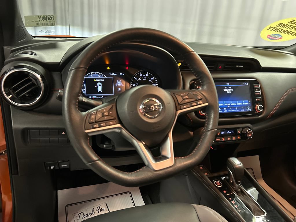 Used 2021 Nissan Kicks SR w/ SR Premium Package FWD image 13