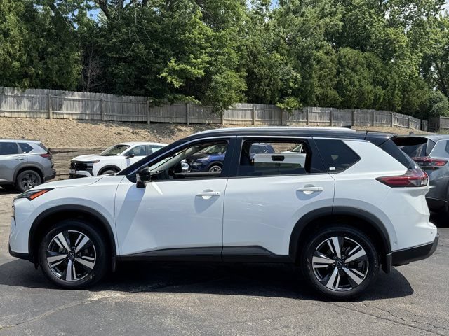 Used 2024 Nissan Rogue SL w/ SL Premium Package AWD/4WD image 31