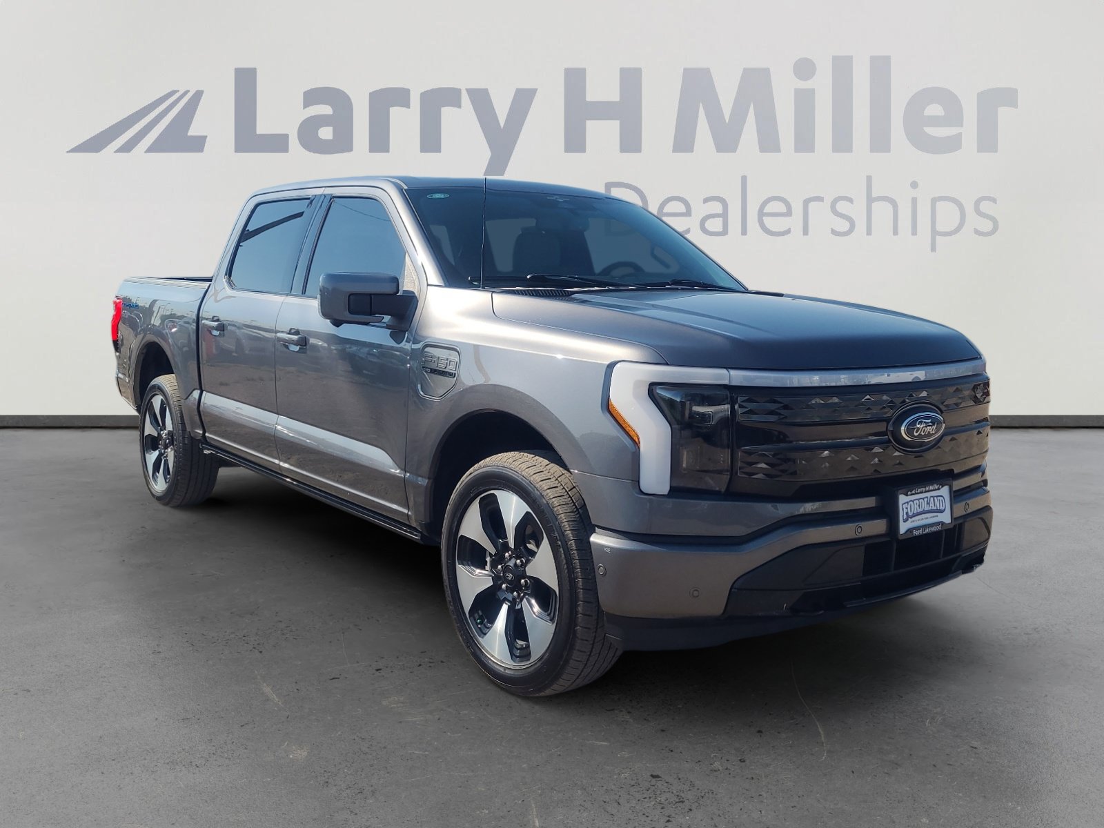 Certified 2023 Ford F150 Lightning Platinum AWD/4WD image 7