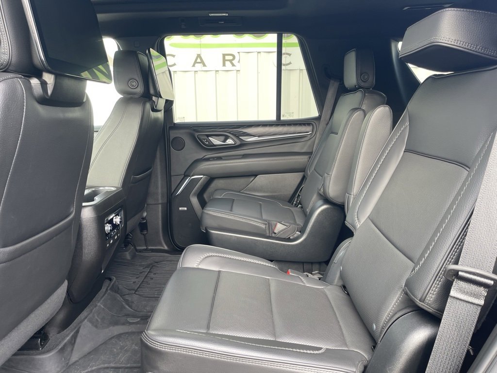 Used 2023 GMC Yukon Denali w/ Denali Reserve Package image 20