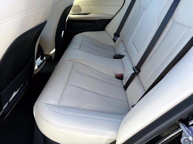 Used 2024 BMW i4 eDrive40 w/ Premium Package image 12