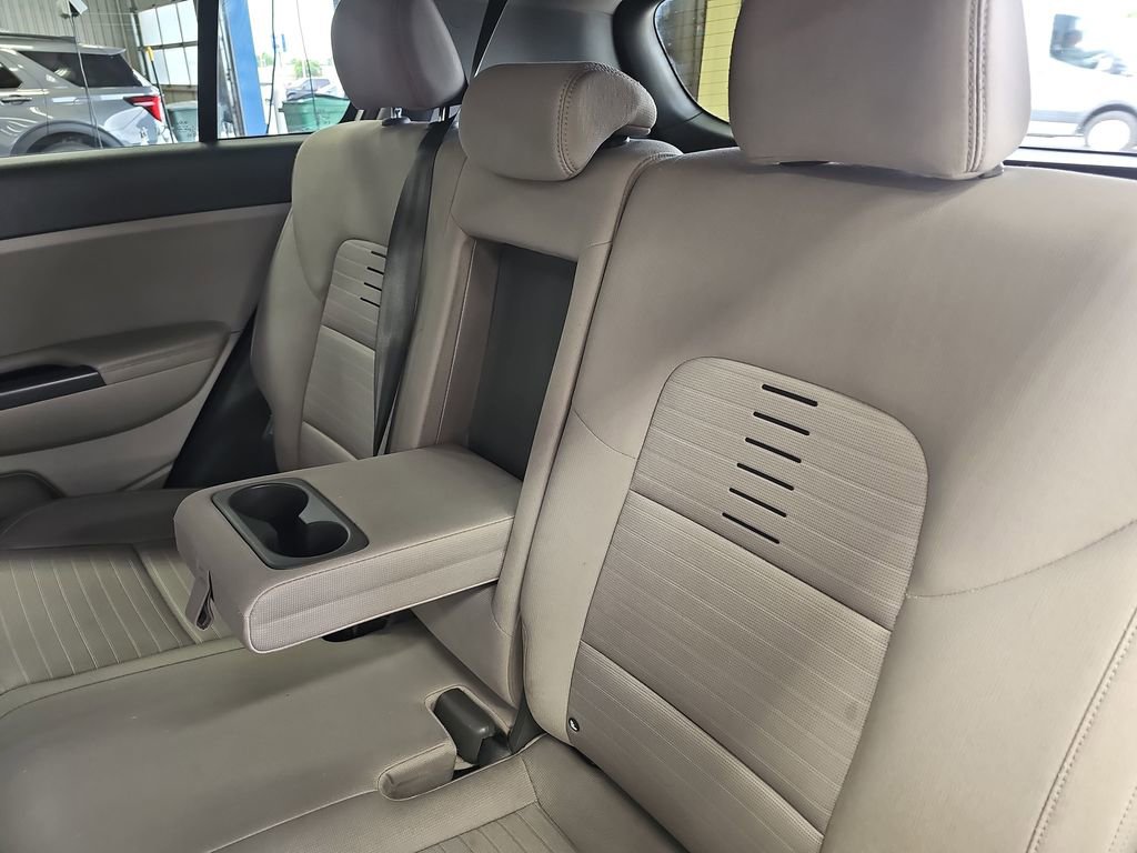 Used 2018 Kia Sportage LX AWD/4WD image 13