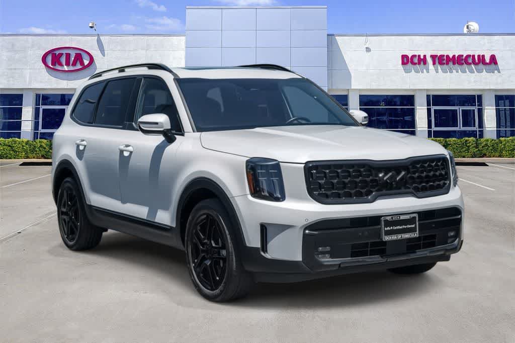 Certified 2025 Kia Telluride SX Prestige X-Line AWD/4WD image 3