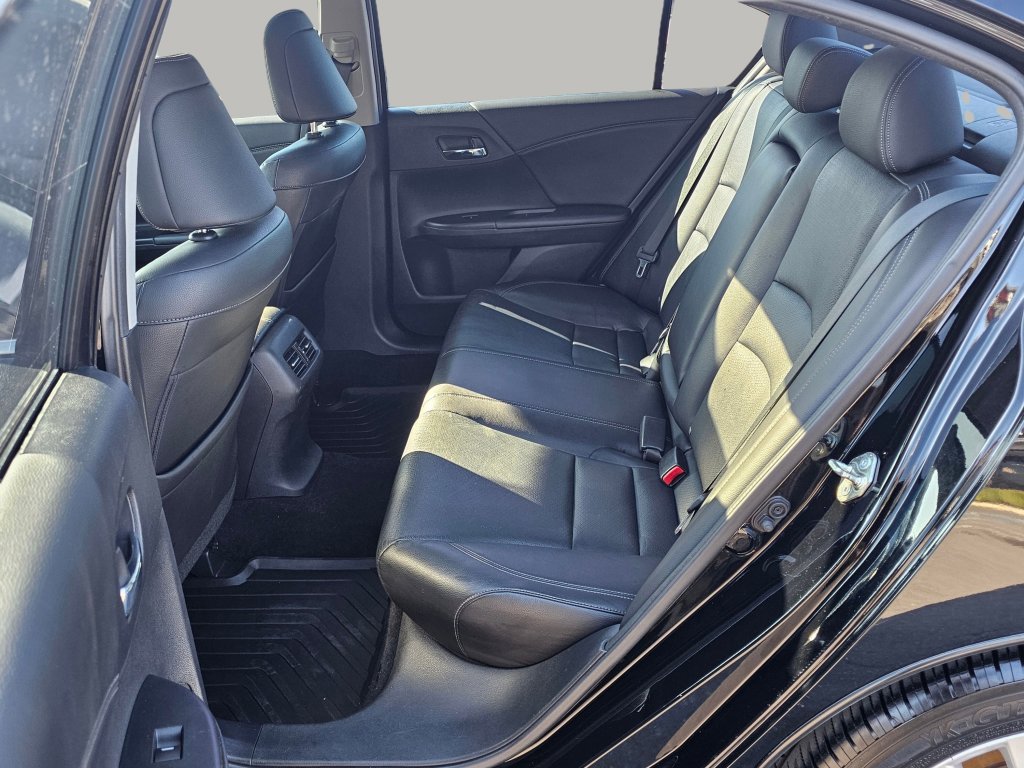 Used 2015 Honda Accord EX-L image 22