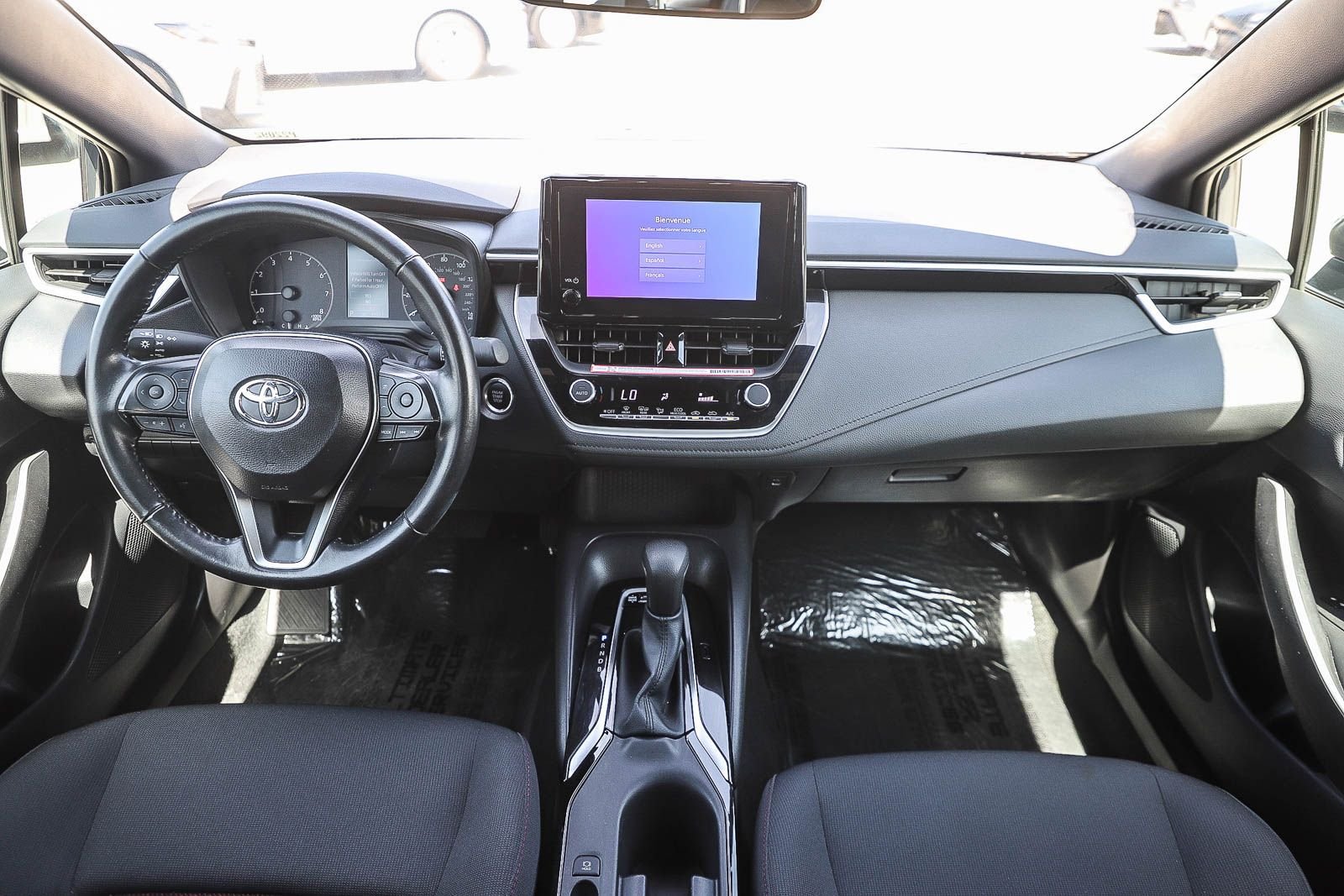 Certified 2025 Toyota Corolla SE FWD image 12