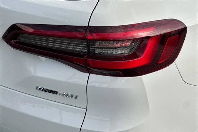 Used 2023 BMW X5 sDrive40i w/ Premium Package image 27