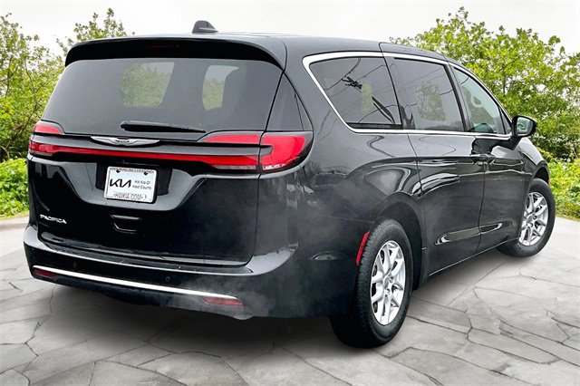 Used 2018 Honda Odyssey EX-L image 2