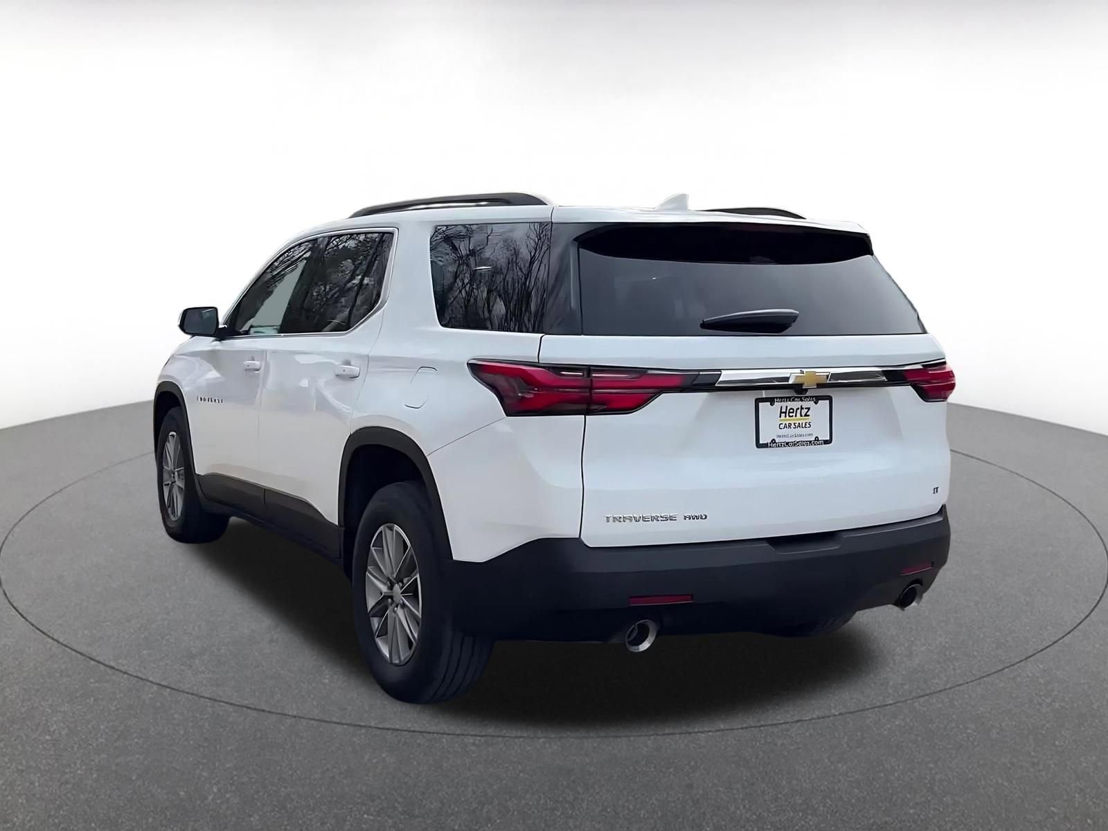 Used 2023 Chevrolet Traverse LT AWD/4WD image 11
