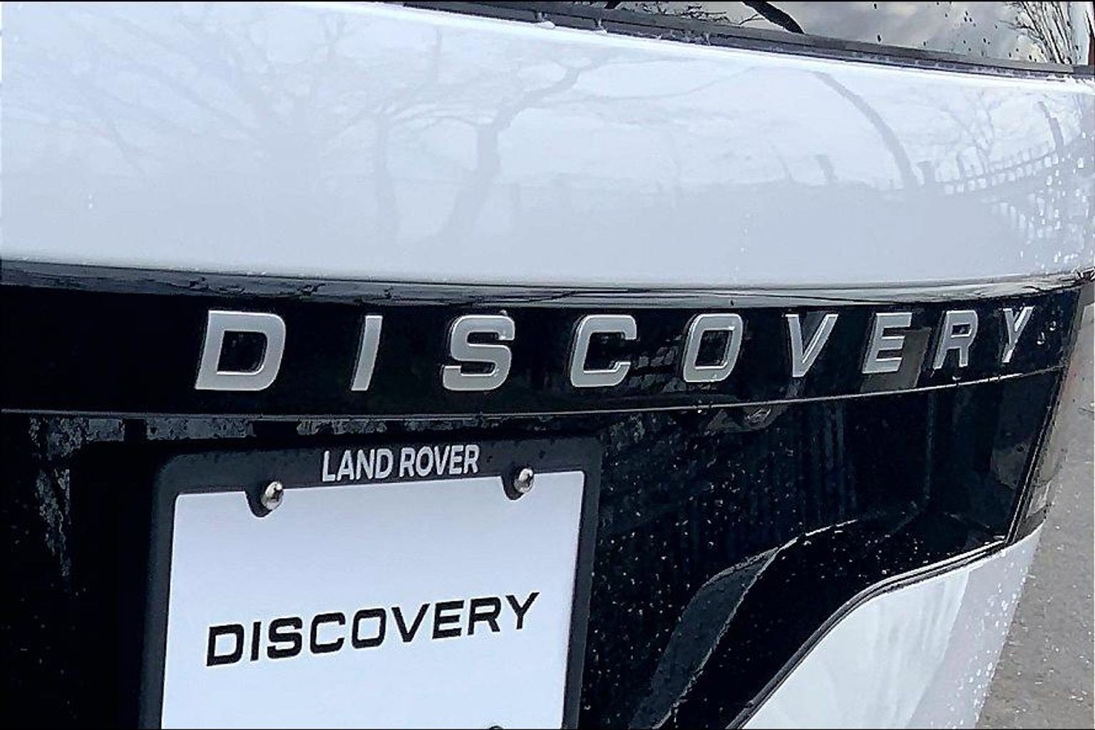 New 2026 Land Rover Discovery Limited Edition image 14