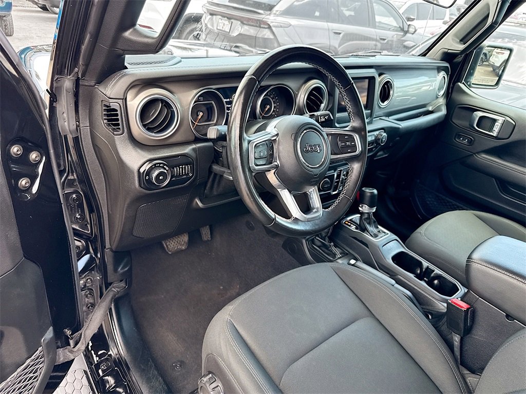 Used 2021 Jeep Wrangler Unlimited Sahara image 10