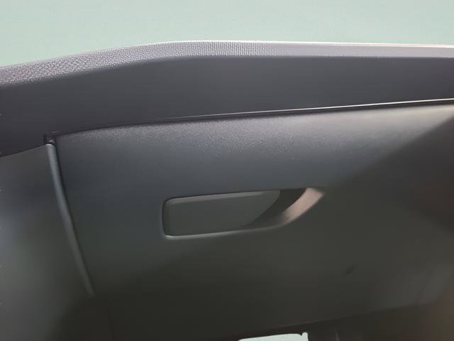 New 2025 Ford Maverick XLT w/ XLT Luxury Package FWD image 24