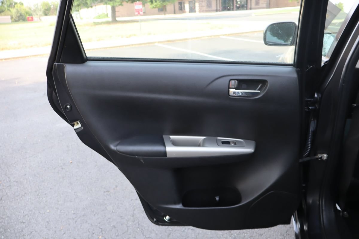 Used 2010 Subaru Impreza 2.5i AWD/4WD image 24