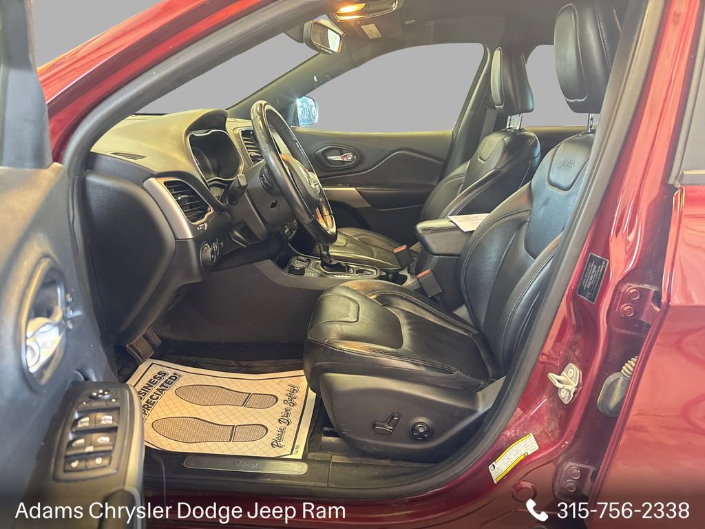 Used 2019 Jeep Cherokee High Altitude AWD/4WD image 14