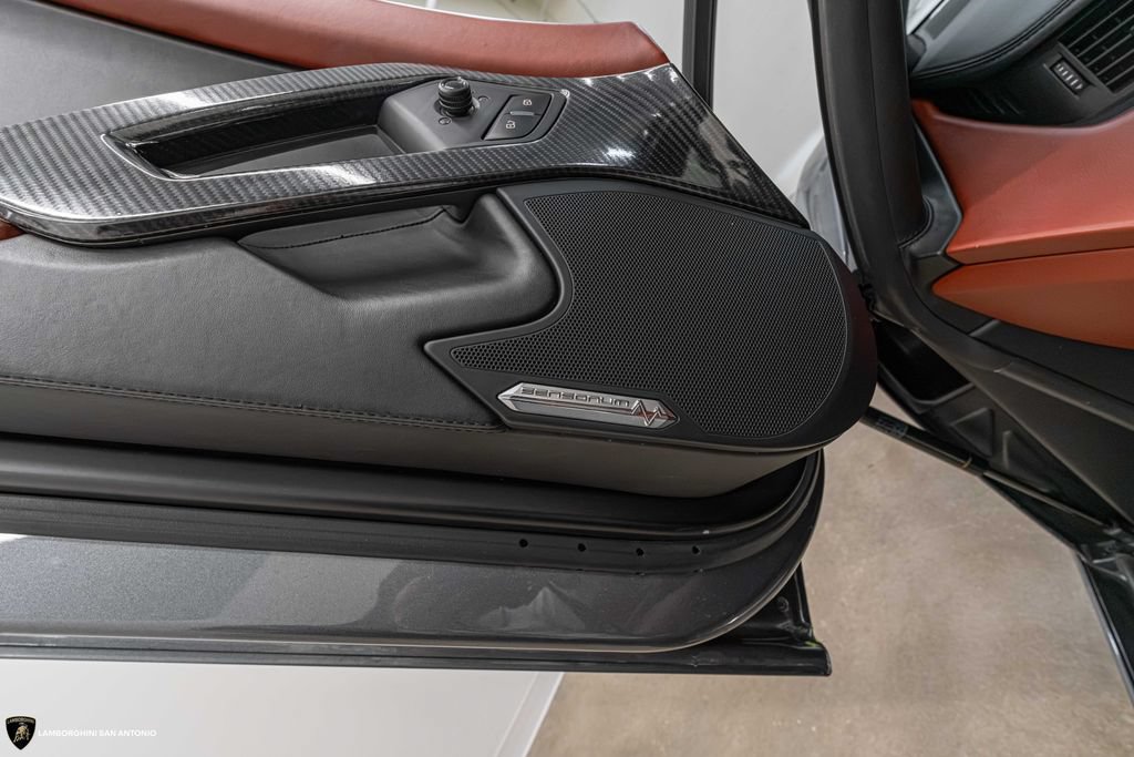 Used 2015 Lamborghini Aventador LP 700-4 AWD/4WD image 39