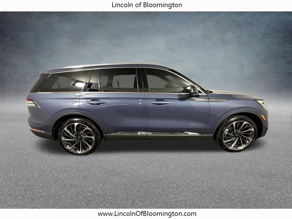 Certified 2021 Lincoln Aviator Reserve w/ Equipment Group 202A AWD/4WD image 8