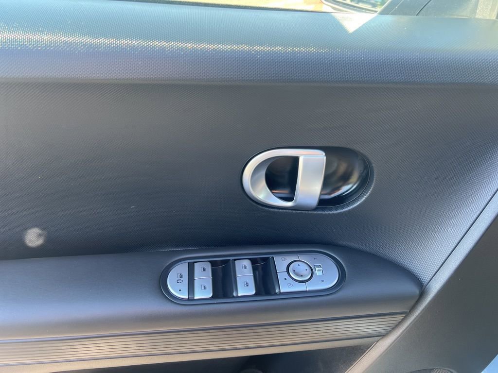 Used 2024 Hyundai Ioniq 5 SEL image 19