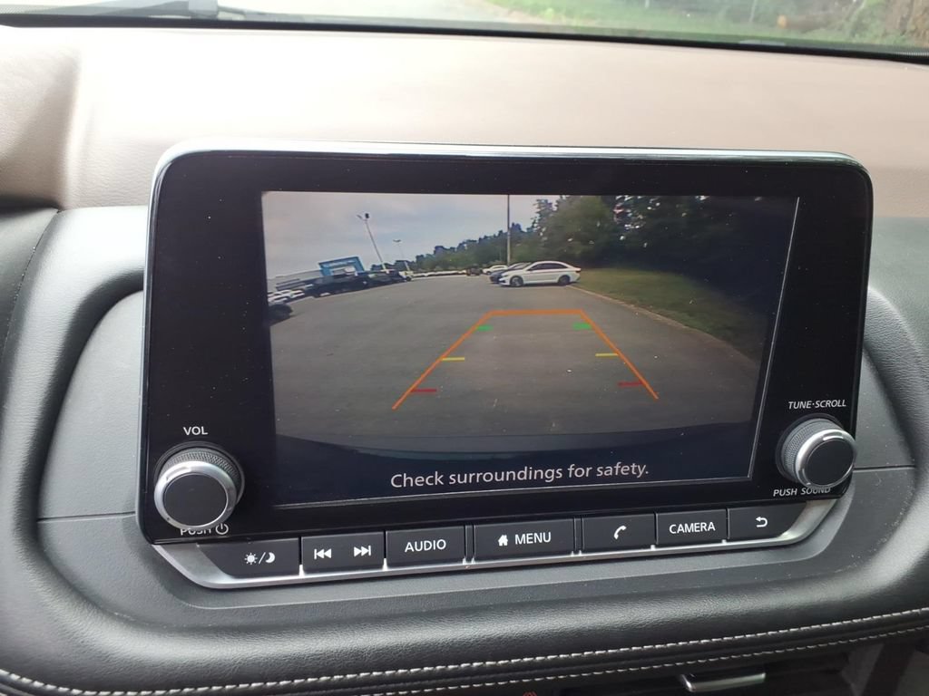 Used 2023 Nissan Rogue S FWD image 20