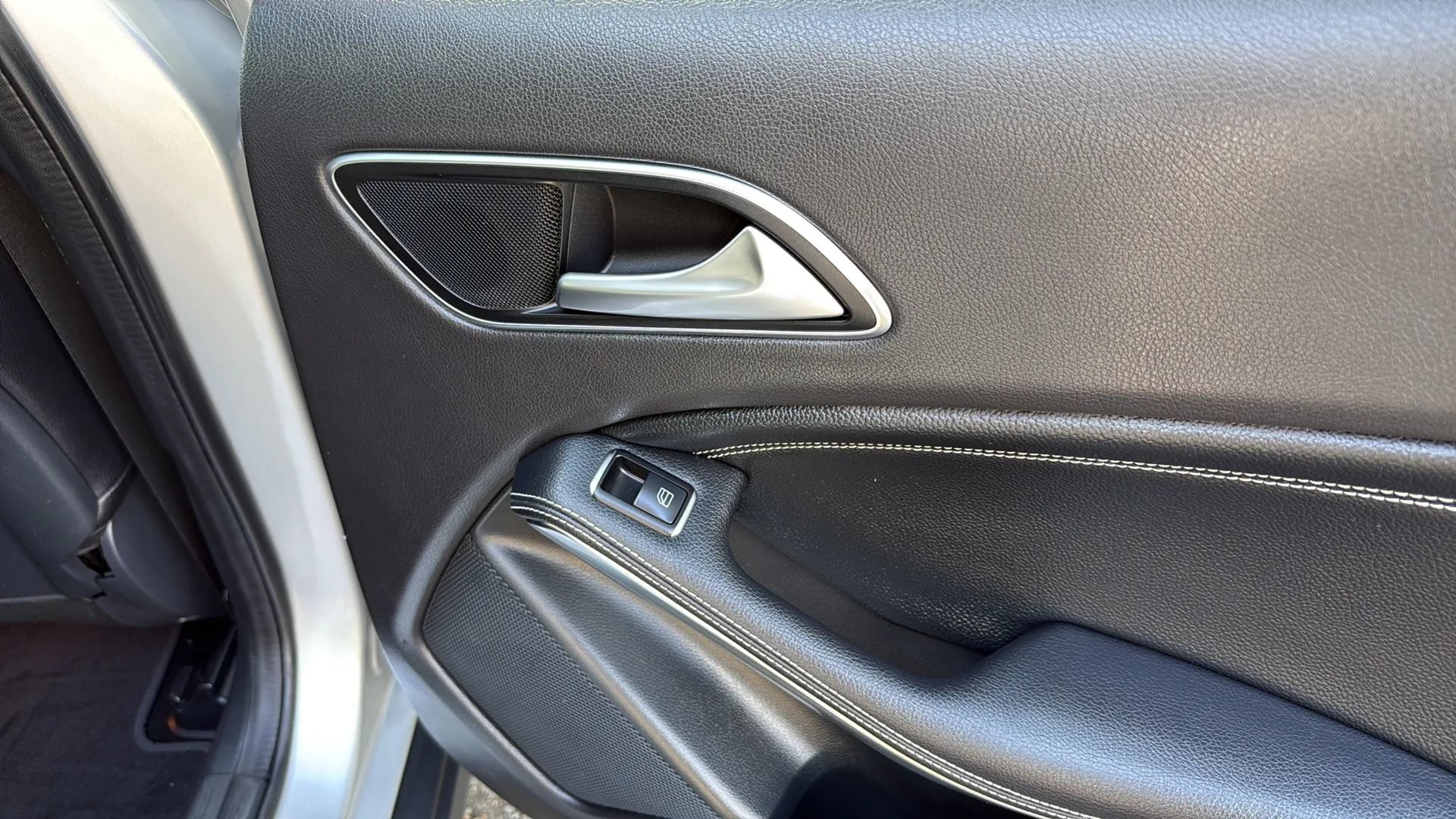 Used 2018 Mercedes-Benz GLA 250 4MATIC image 18