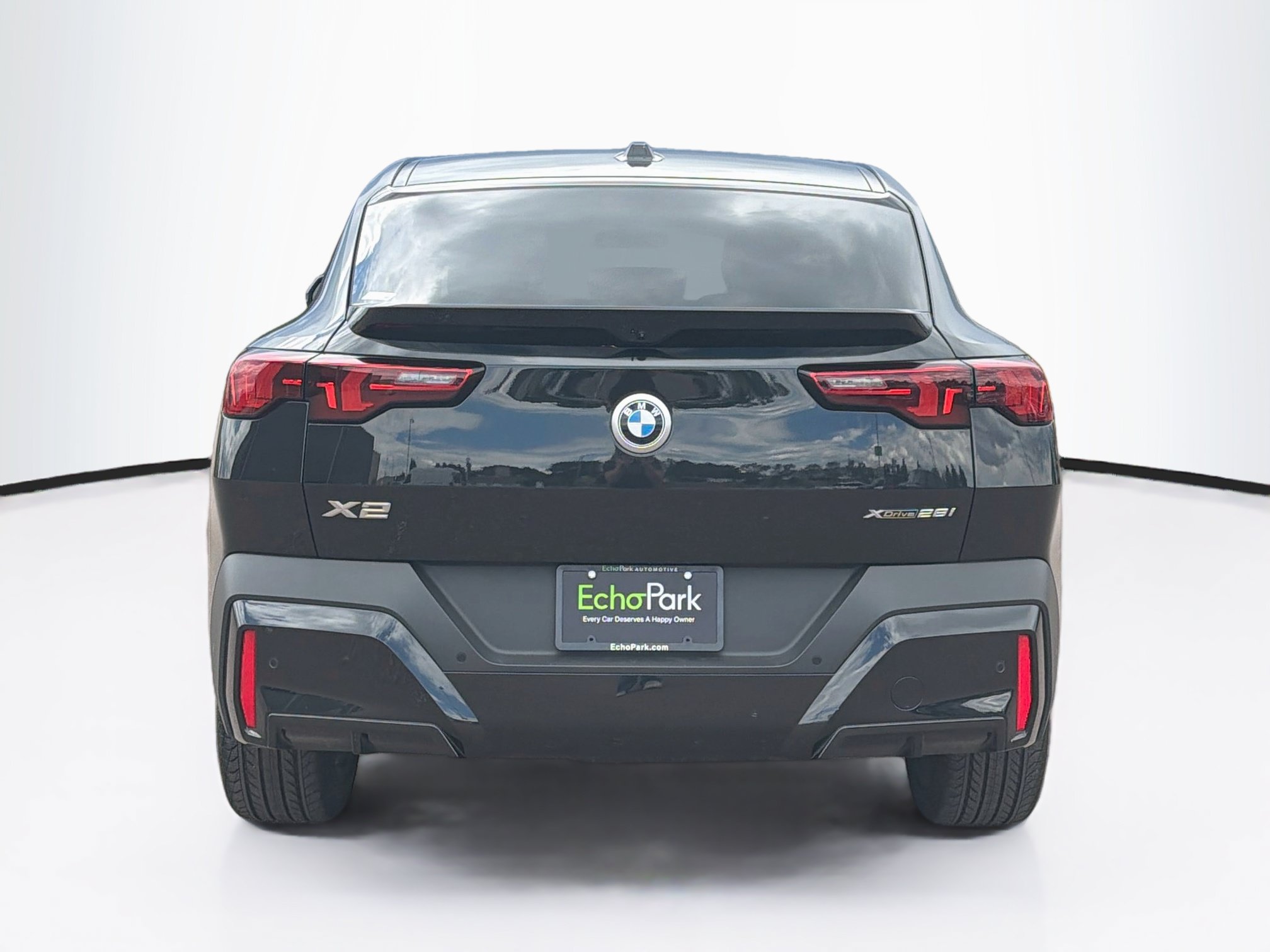 Used 2026 BMW X2 xDrive28i AWD/4WD image 7