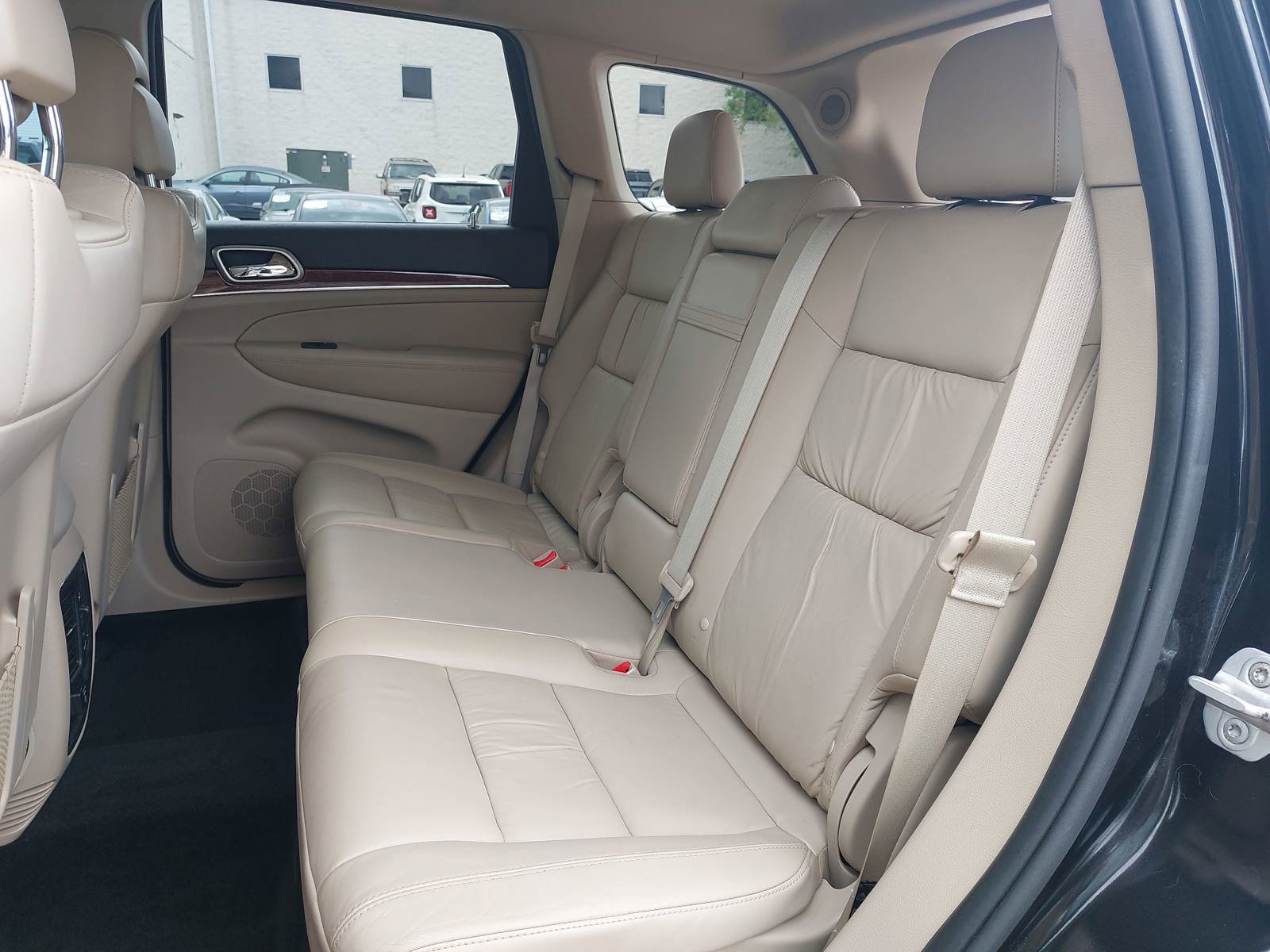 Used 2013 Jeep Grand Cherokee Limited AWD/4WD image 15