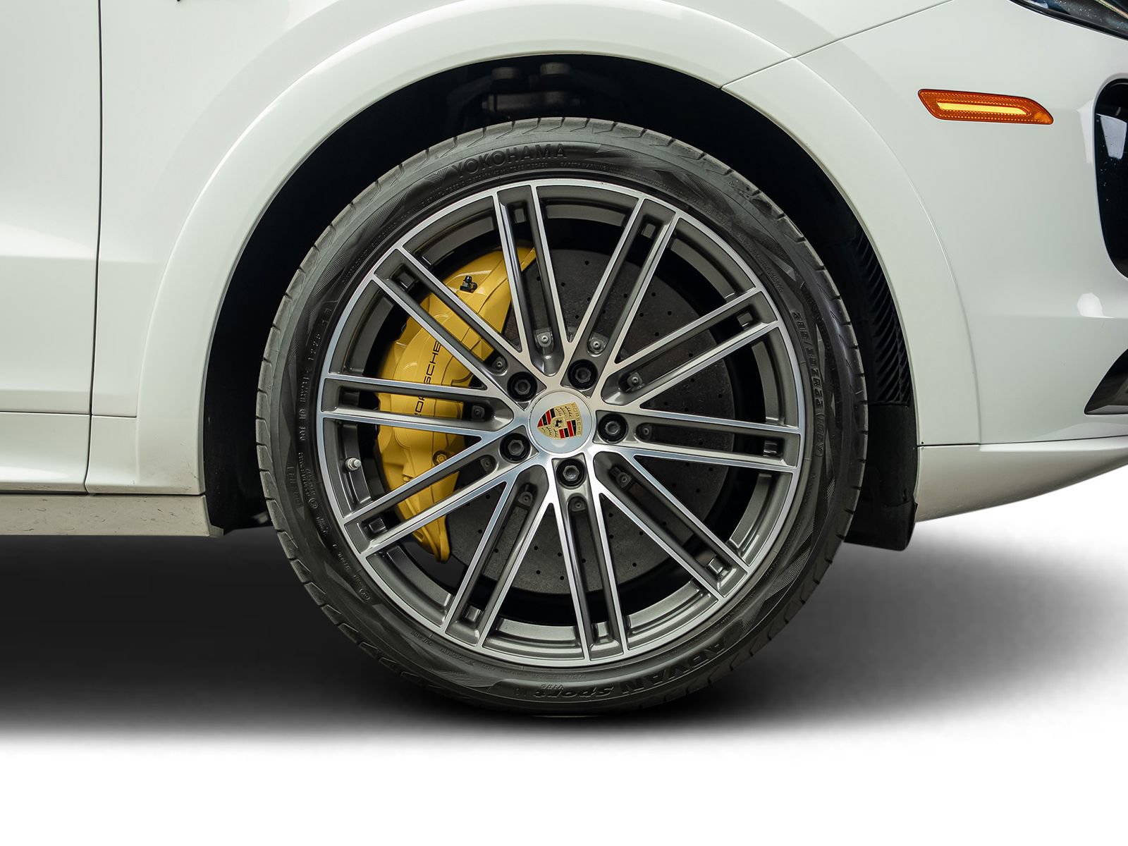 Used 2022 Porsche Cayenne Turbo S AWD/4WD image 26