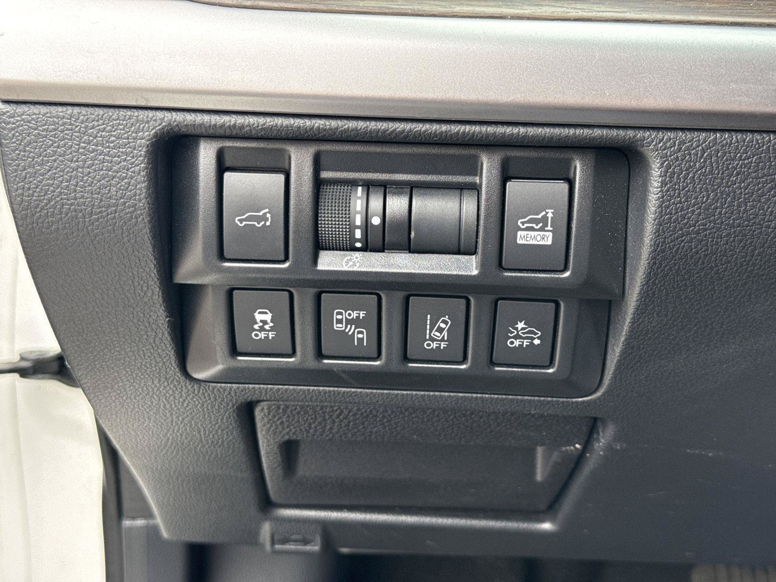 Used 2019 Subaru Outback 2.5i Touring AWD/4WD image 17