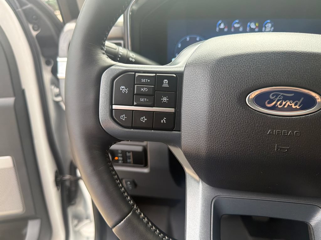 Used 2024 Ford F250 Lariat w/ Lariat Ultimate Package AWD/4WD image 20