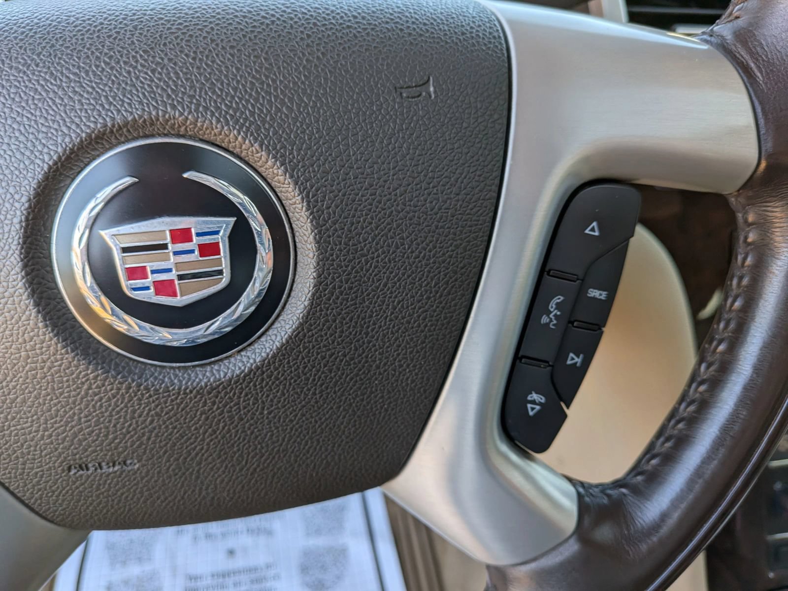 Used 2011 Cadillac Escalade Premium AWD/4WD image 53