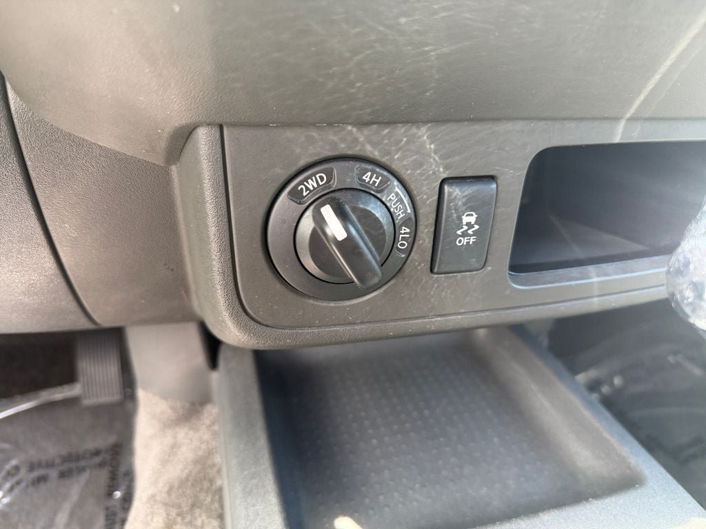 Used 2015 Nissan Xterra S w/ Value Package AWD/4WD image 32
