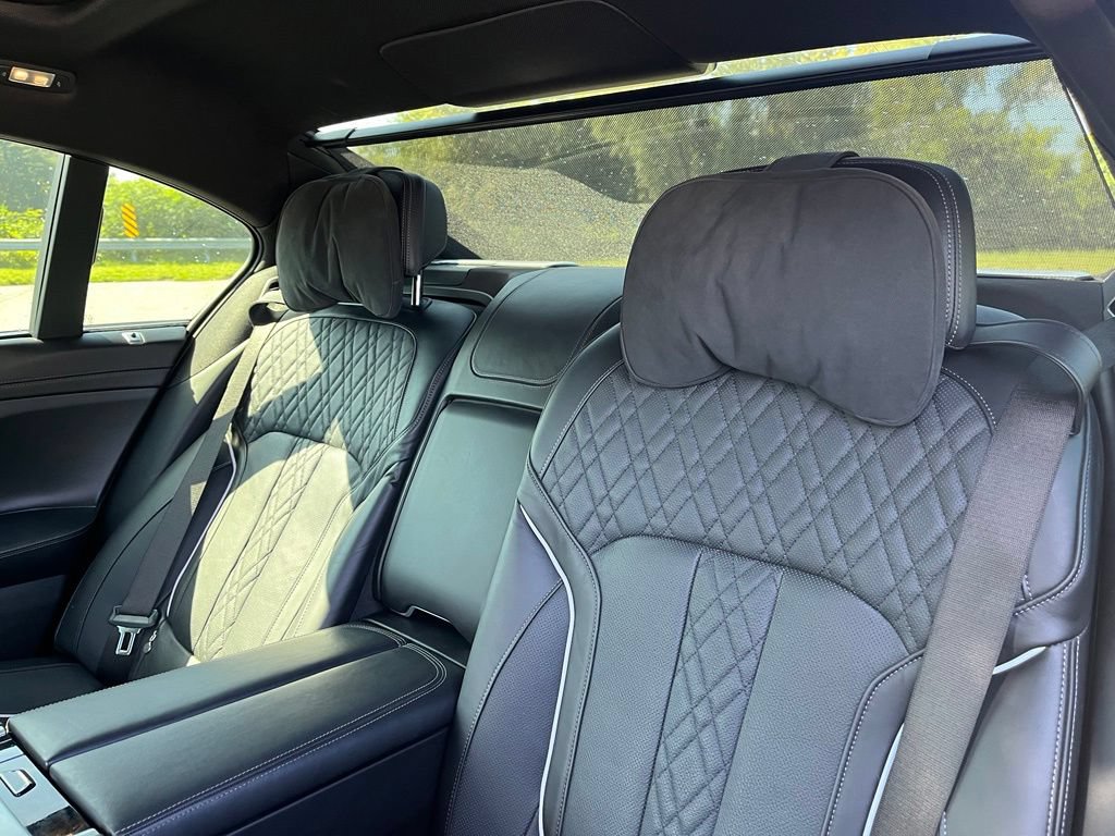 Used 2019 BMW 750i xDrive AWD/4WD image 24