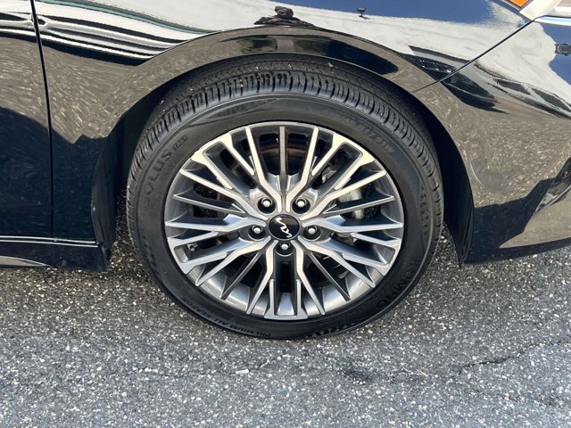 Used 2023 Kia Forte GT-Line w/ GT-Line Technology Package image 7