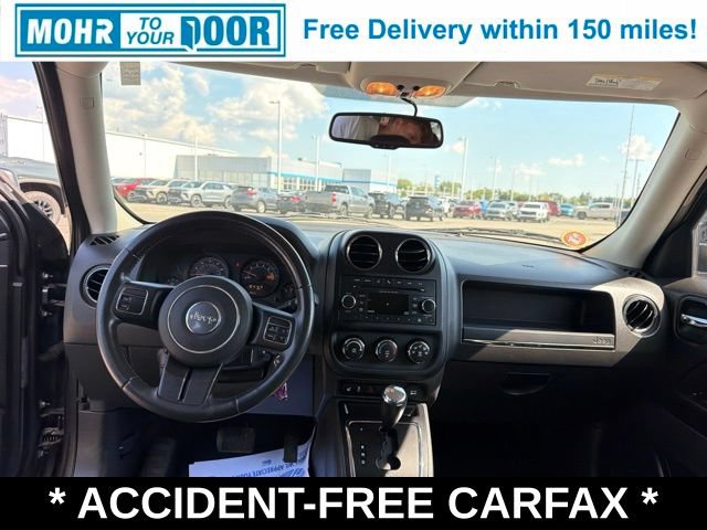 Used 2017 Jeep Patriot High Altitude AWD/4WD image 38