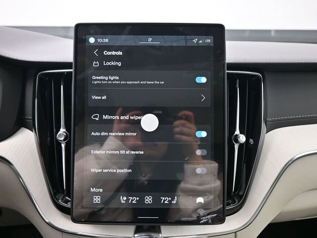 New 2026 Volvo XC60 B5 Ultra w/ Protection Package Premier image 17