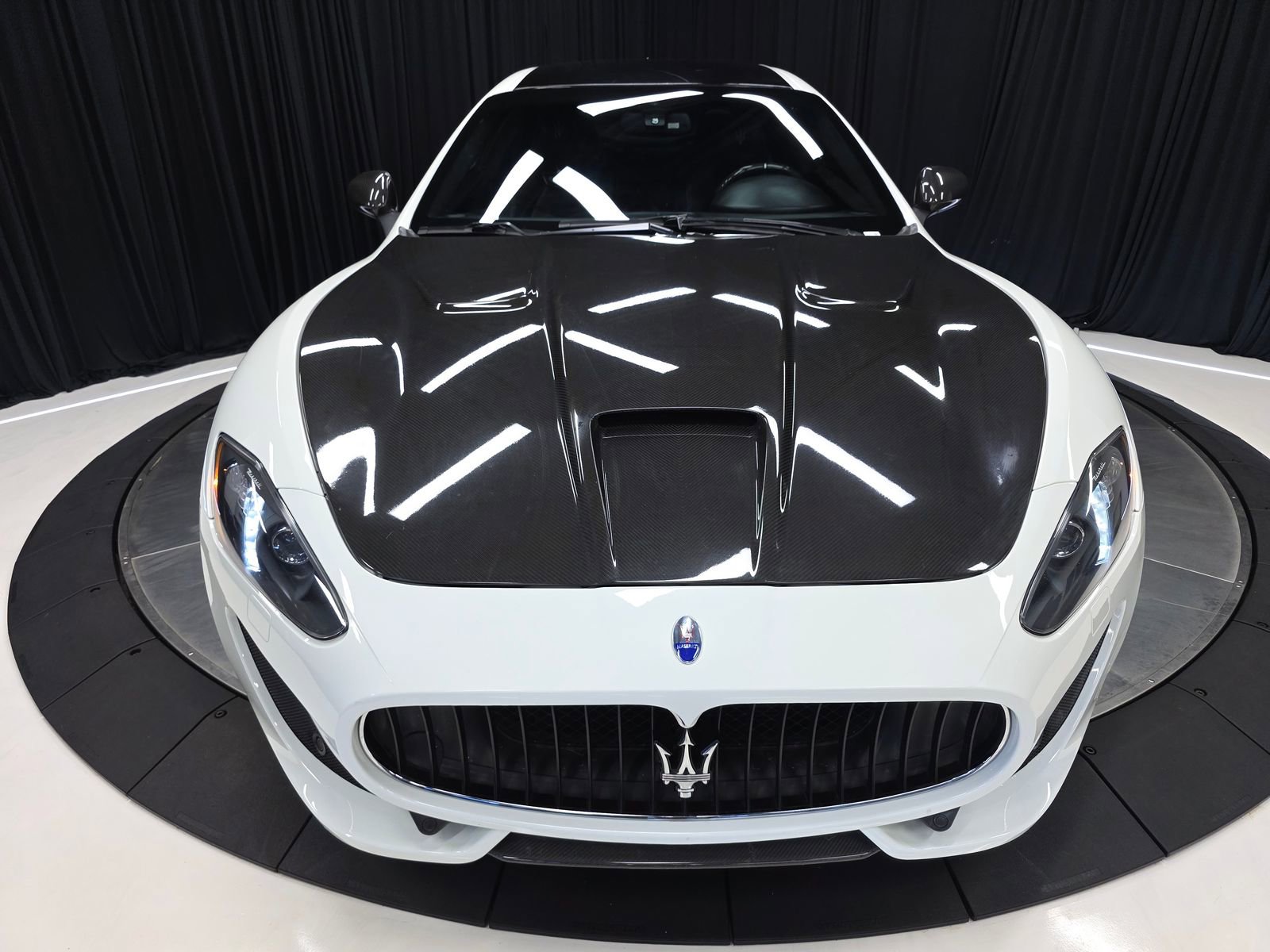Used 2015 Maserati GranTurismo Sport RWD image 46