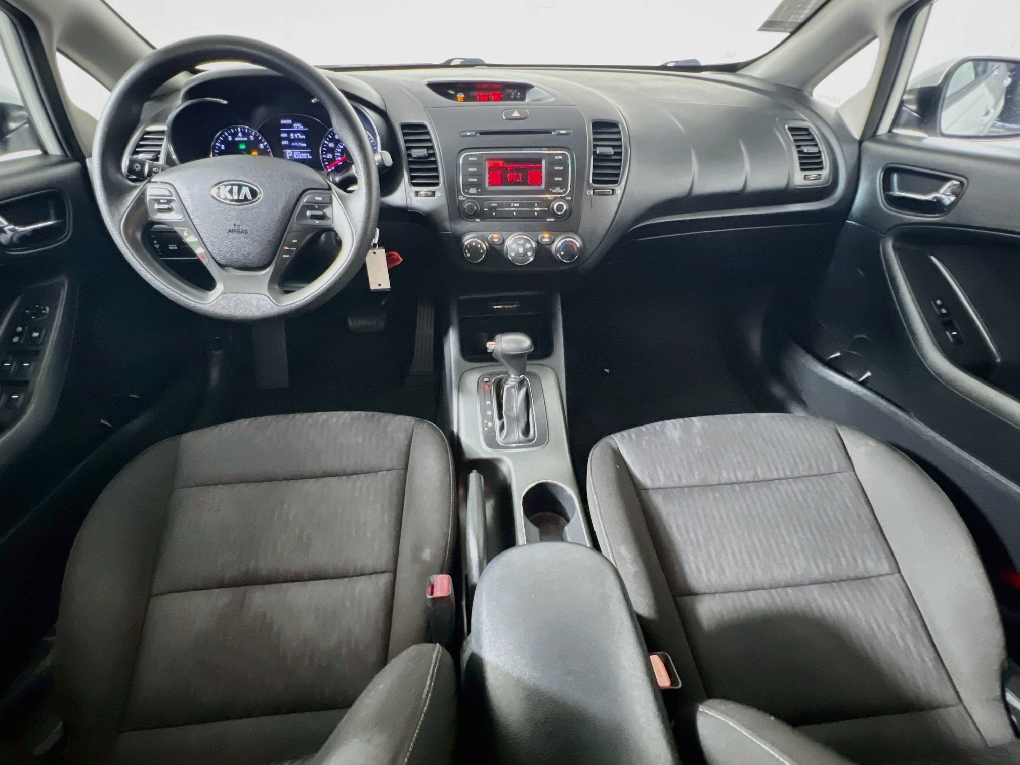 Used 2016 Kia Forte LX FWD image 26