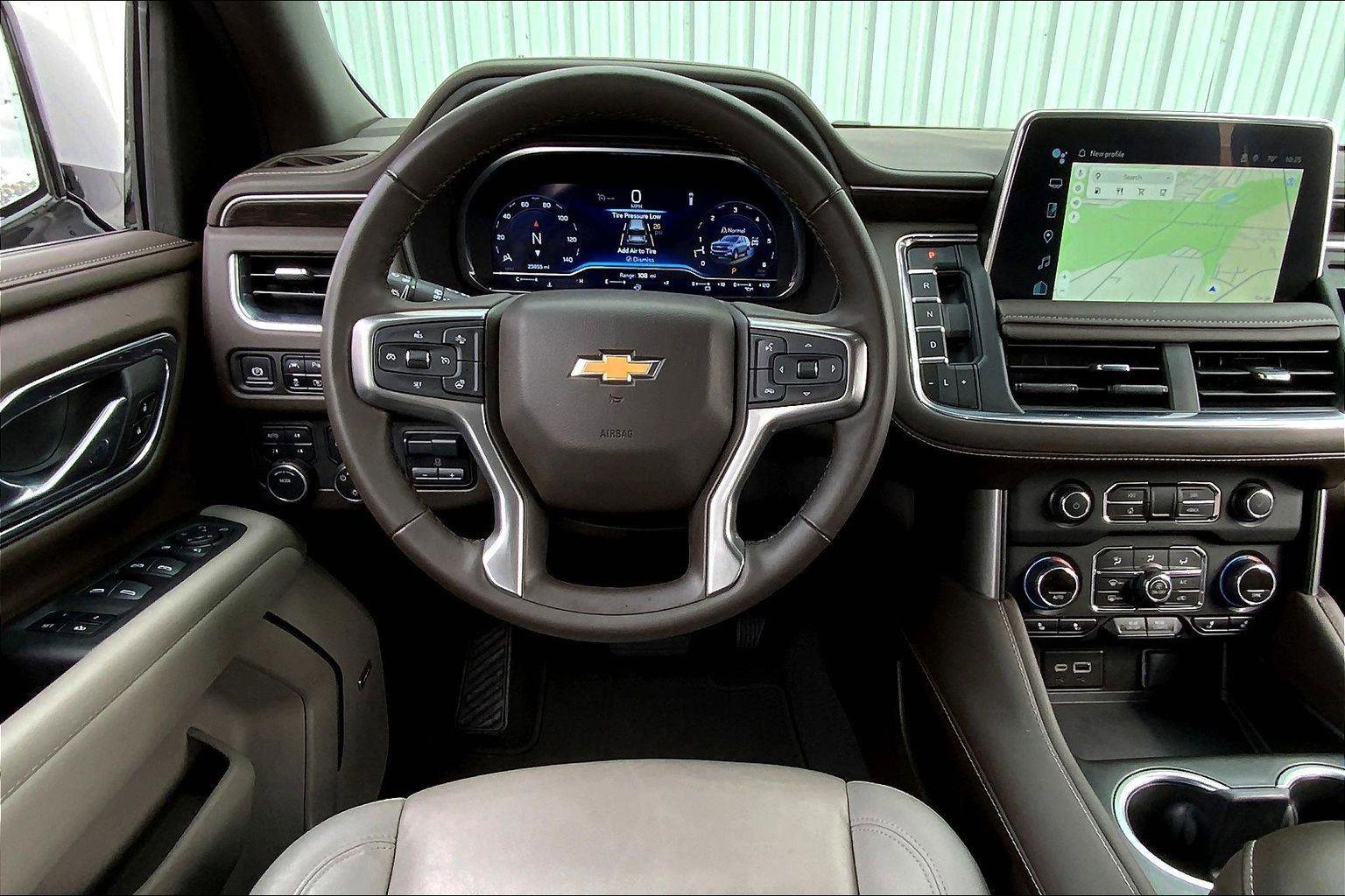 Used 2024 Chevrolet Tahoe LT w/ LT Signature Package image 5