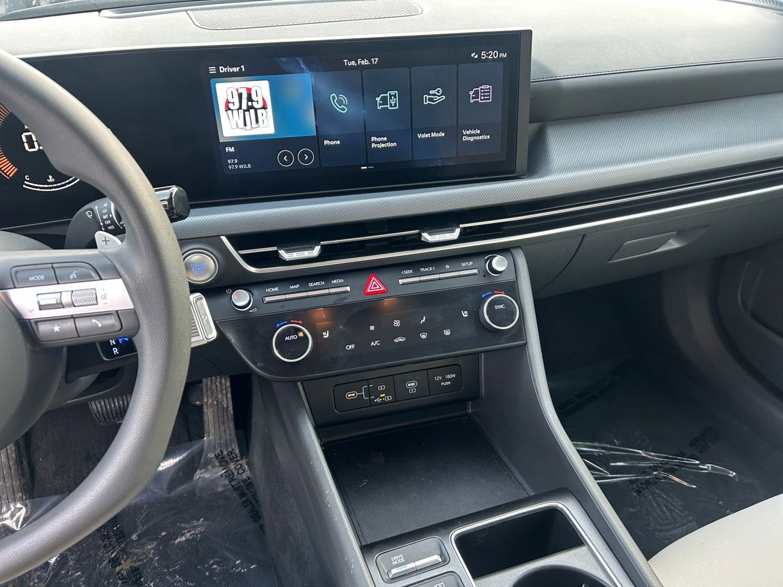 Used 2025 Hyundai Sonata SEL image 17