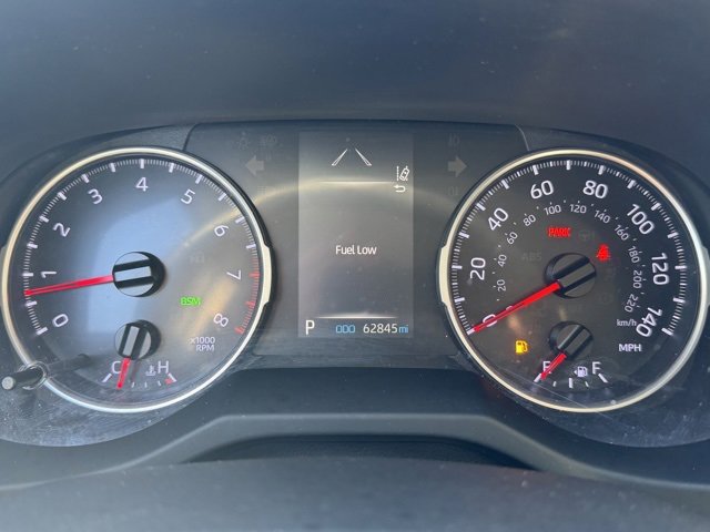 Used 2020 Toyota RAV4 XLE Premium image 32