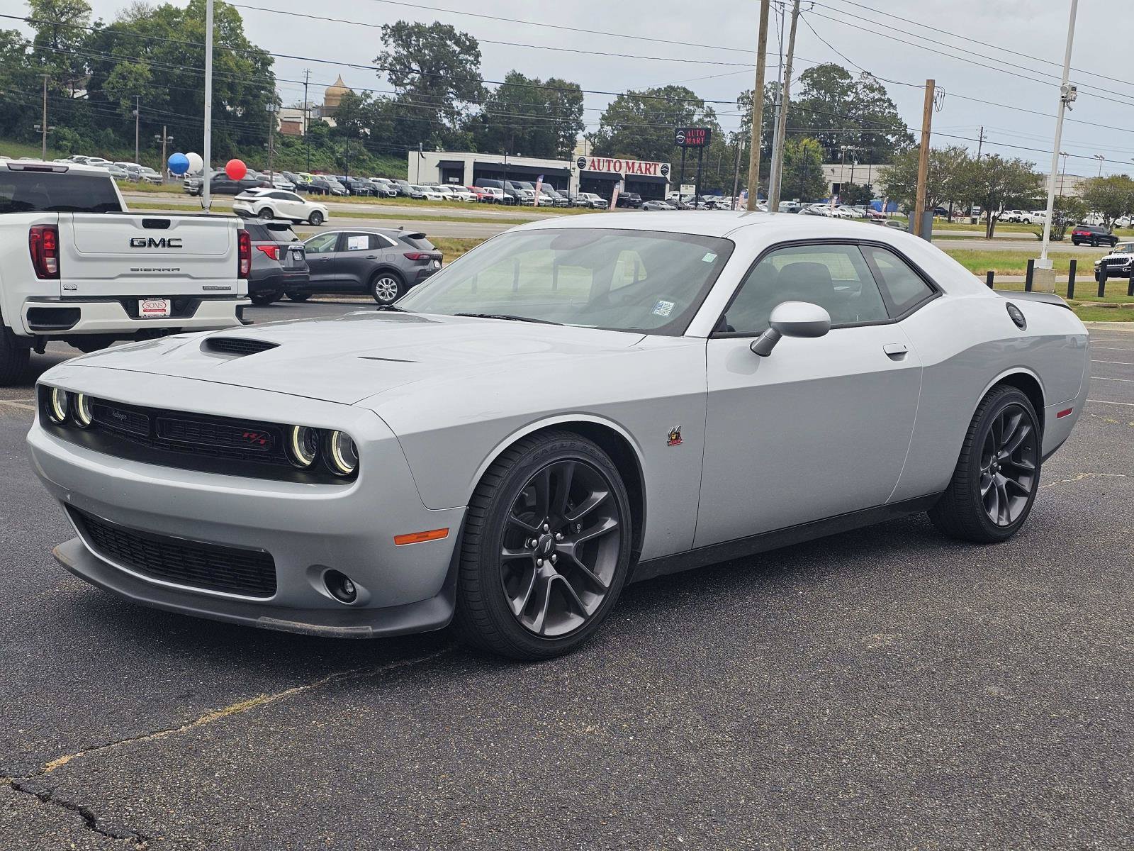 Used 2022 Dodge Challenger R/T Scat Pack RWD image 1