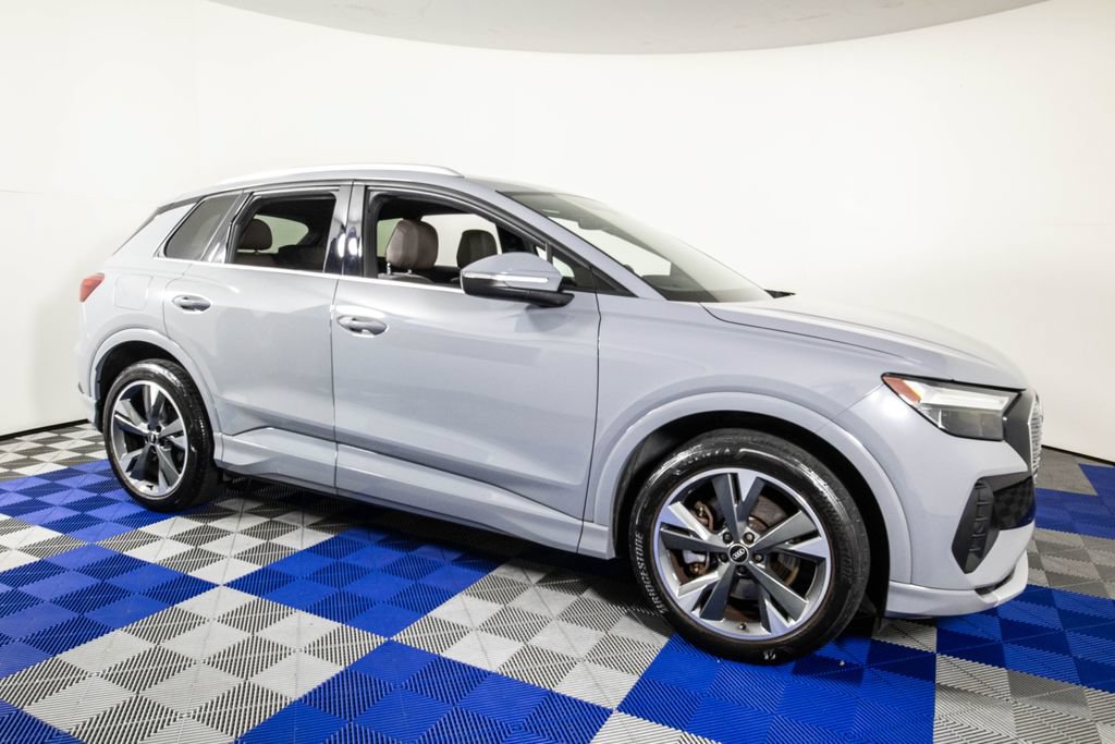 Used 2022 Audi Q4 e-tron Premium Plus AWD/4WD image 3