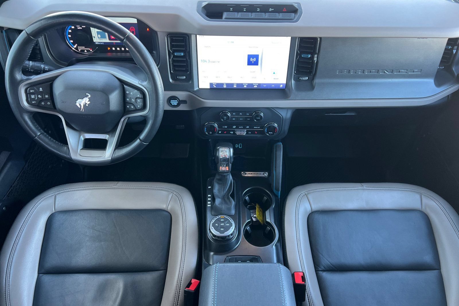 Used 2024 Ford Bronco Wildtrak AWD/4WD image 14