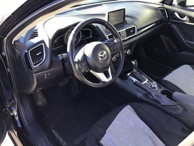 Used 2016 MAZDA MAZDA3 i Touring w/ Popular Equipment Package image 17