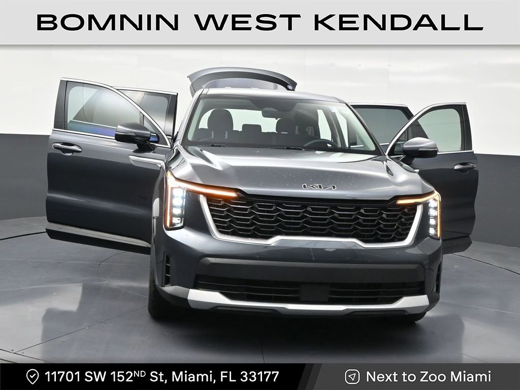 Used 2024 Kia Sorento LX image 33
