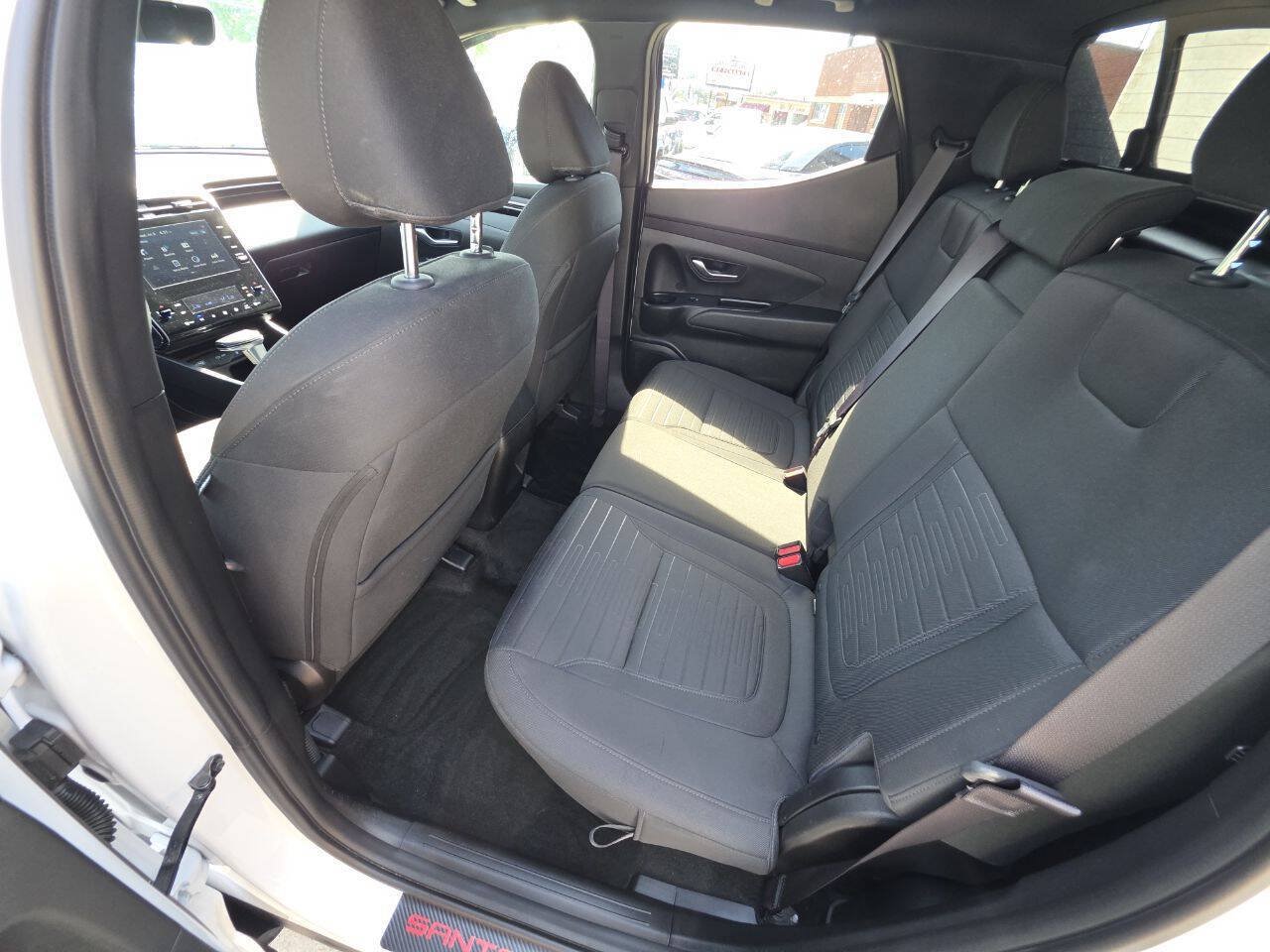 Used 2022 Hyundai Santa Cruz SEL Premium AWD/4WD image 11