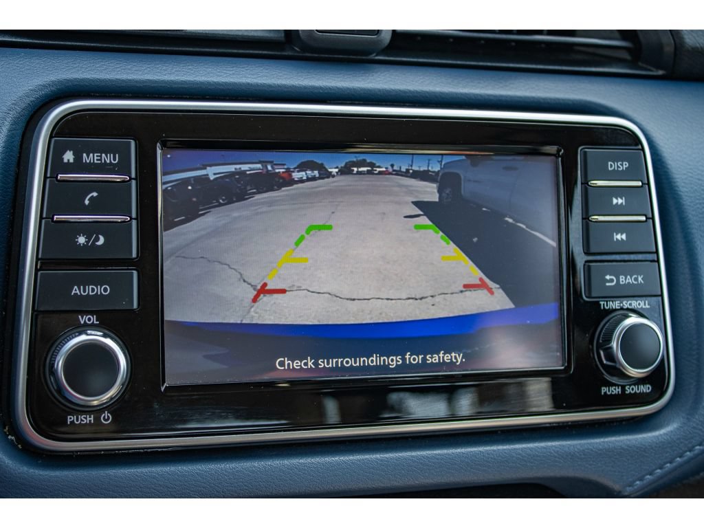Used 2023 Nissan Versa SV FWD image 43