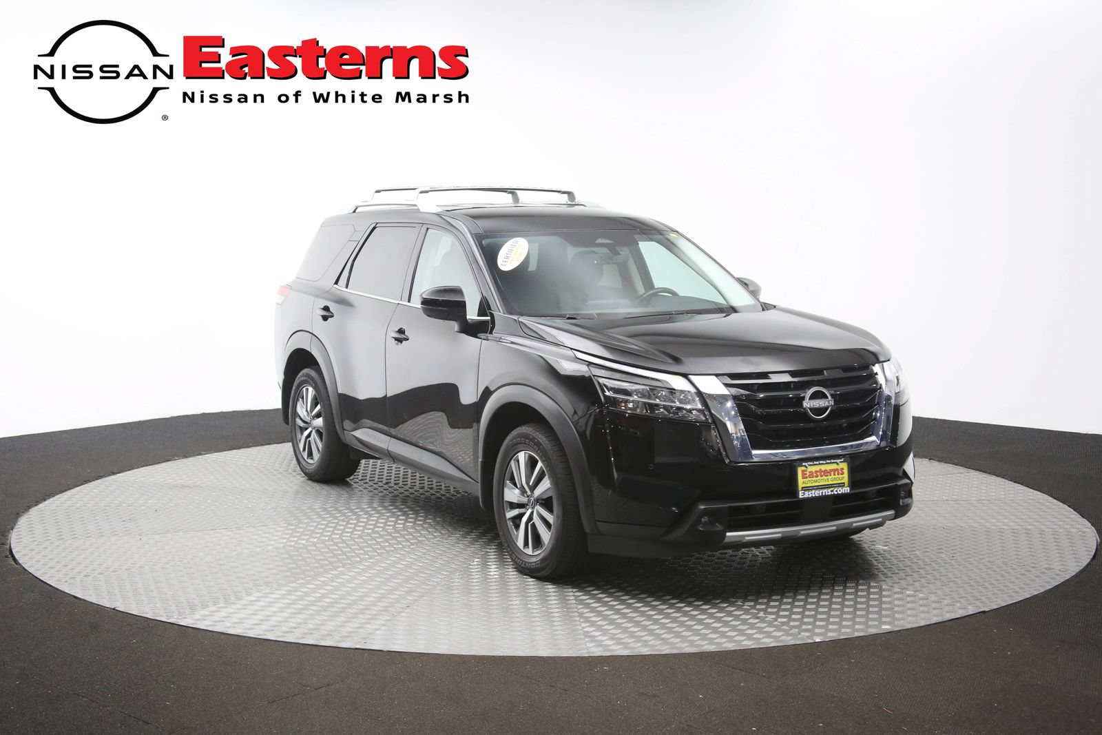 Used 2023 Nissan Pathfinder SL AWD/4WD image 50