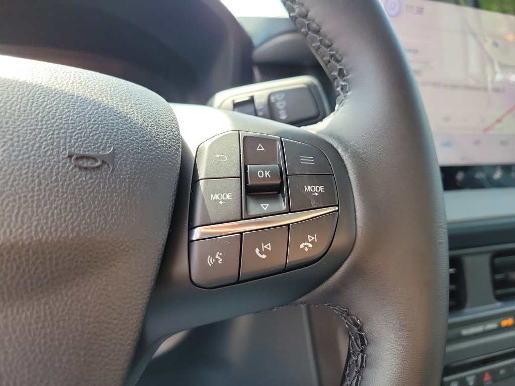New 2026 Ford Maverick Lariat w/ Black Appearance Package AWD/4WD image 19