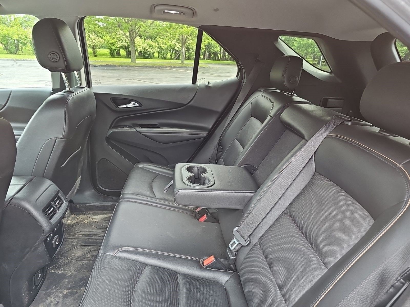Used 2020 Chevrolet Equinox Premier AWD/4WD image 17