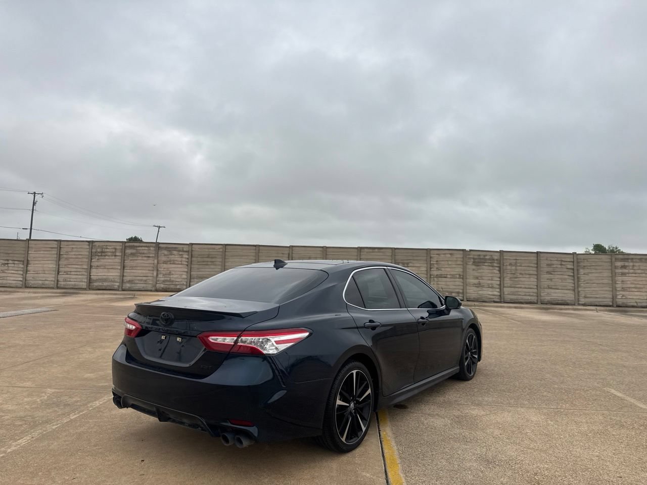Used 2020 Toyota Camry XSE FWD image 22